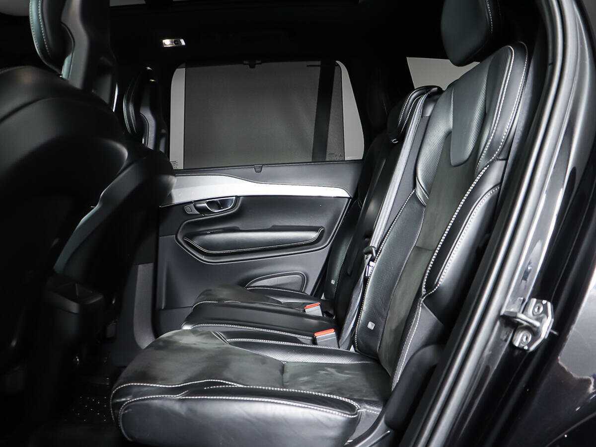Volvo XC90 с пробегом — 2017 год. Фото: #10