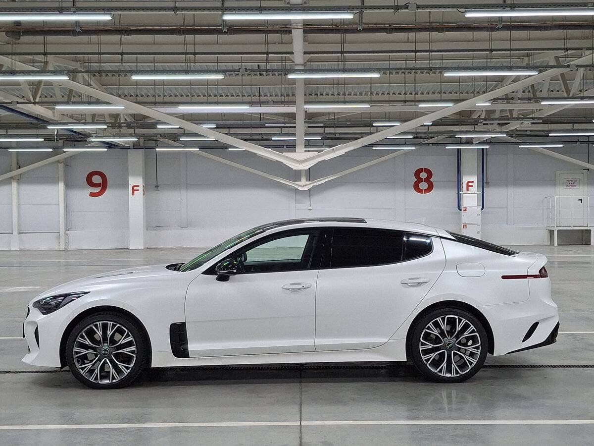 Kia Stinger с пробегом — 2019 год. Фото: #7