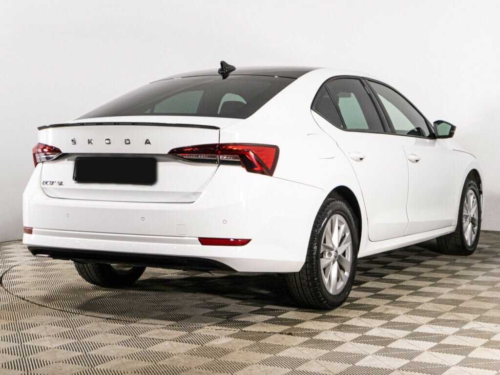 Skoda Octavia с пробегом — 2021 год. Фото: #4