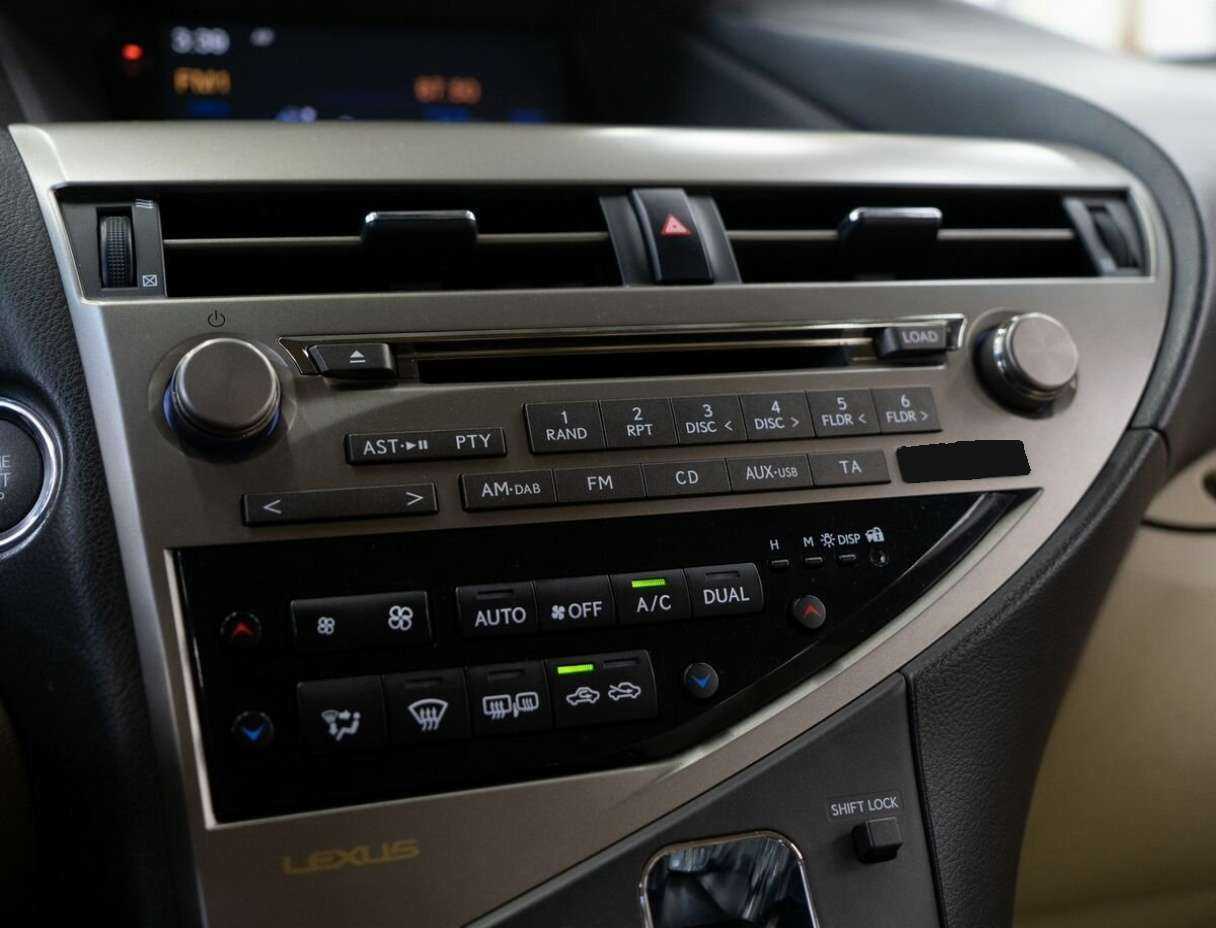 Lexus RX с пробегом — 2012 год. Фото: #13