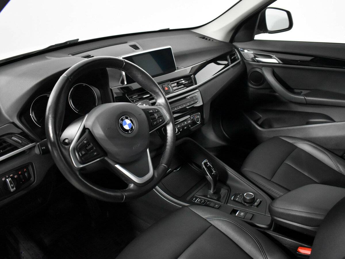 BMW X1 с пробегом — 2021 год. Фото: #6