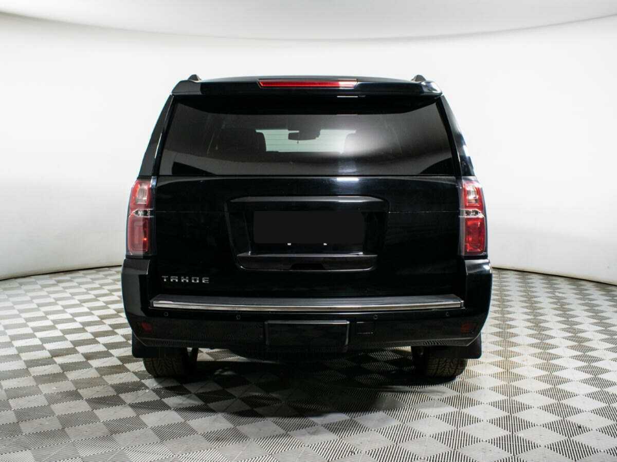 Chevrolet Tahoe с пробегом — 2016 год. Фото: #5