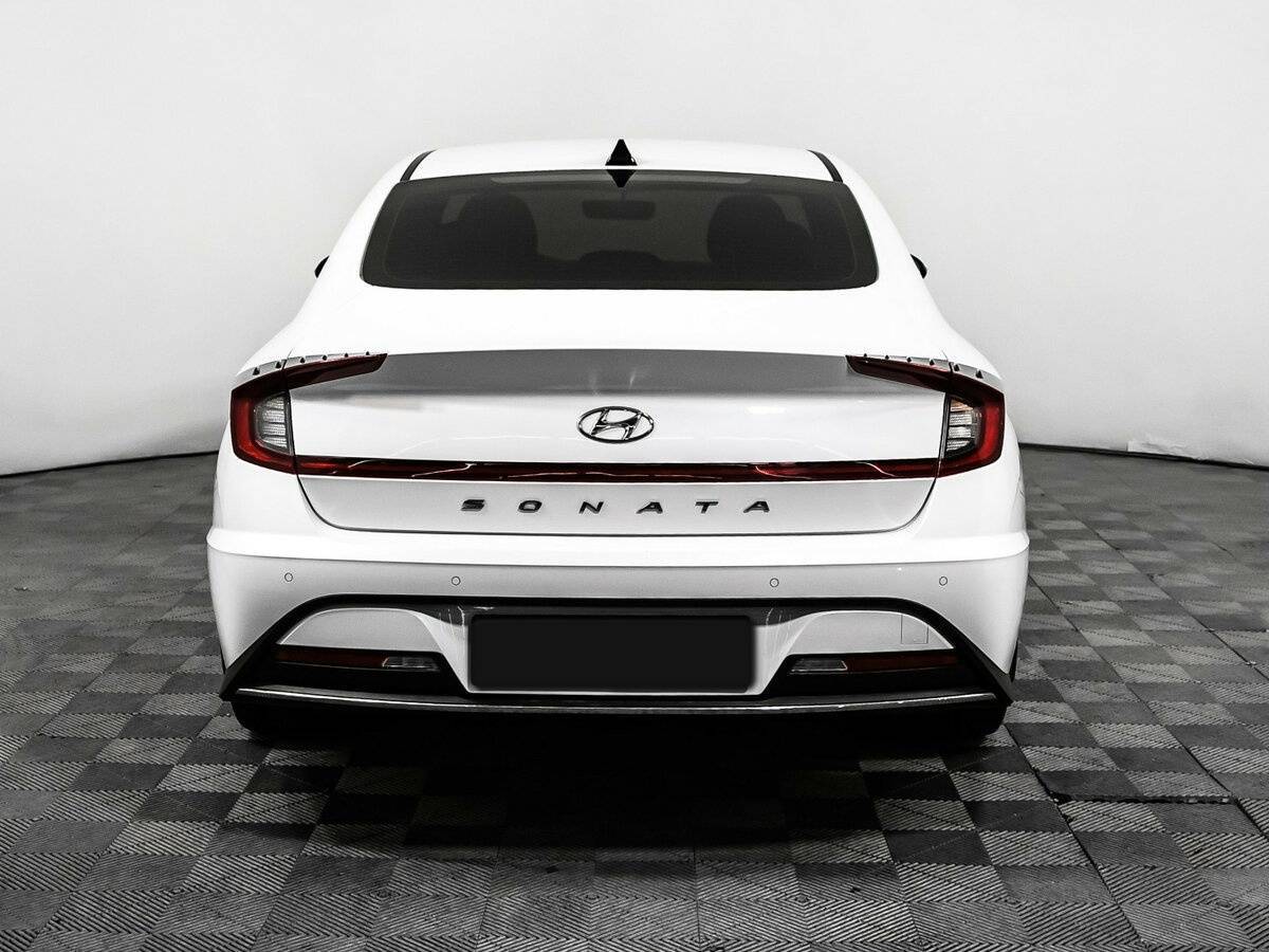 Hyundai Sonata с пробегом — 2020 год. Фото: #5