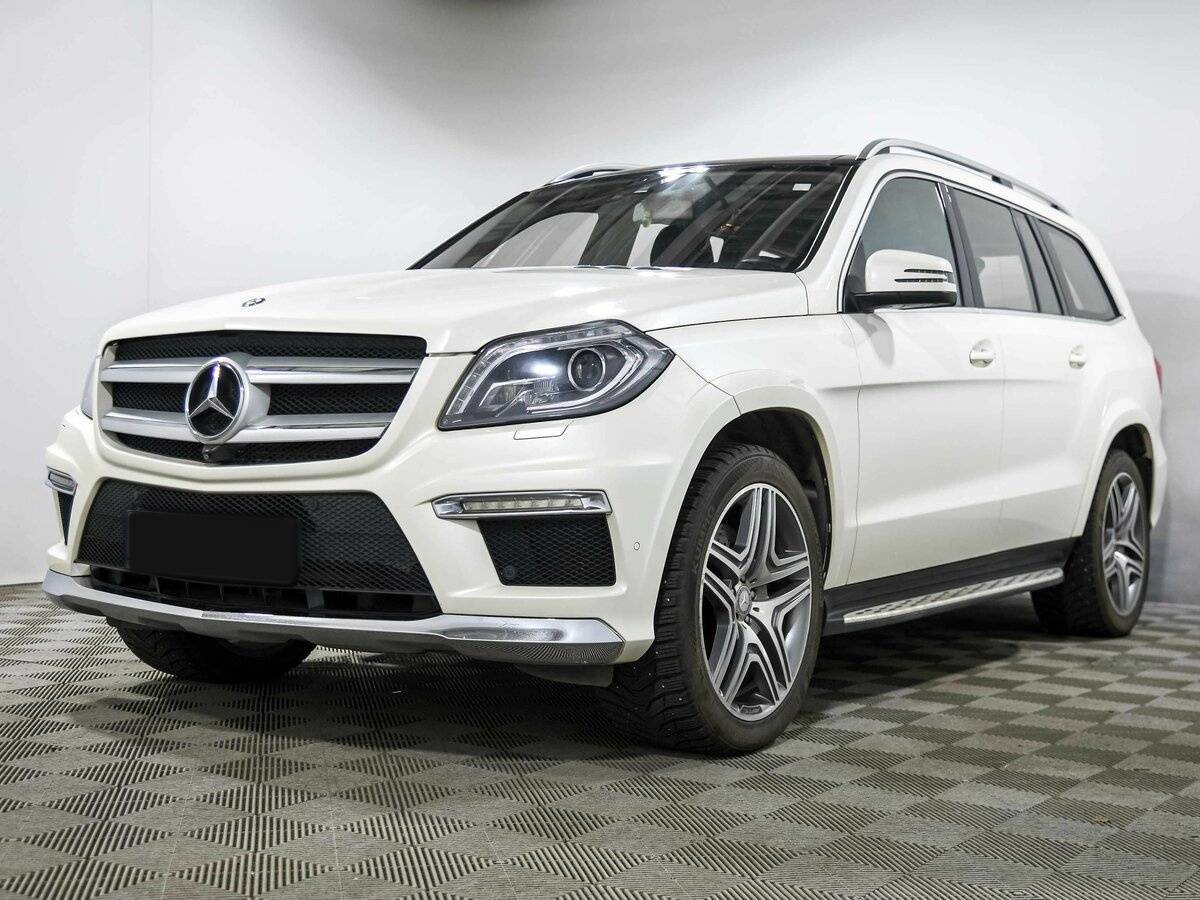 Mercedes-Benz GL-Класс с пробегом — 2015 год. Фото: #0