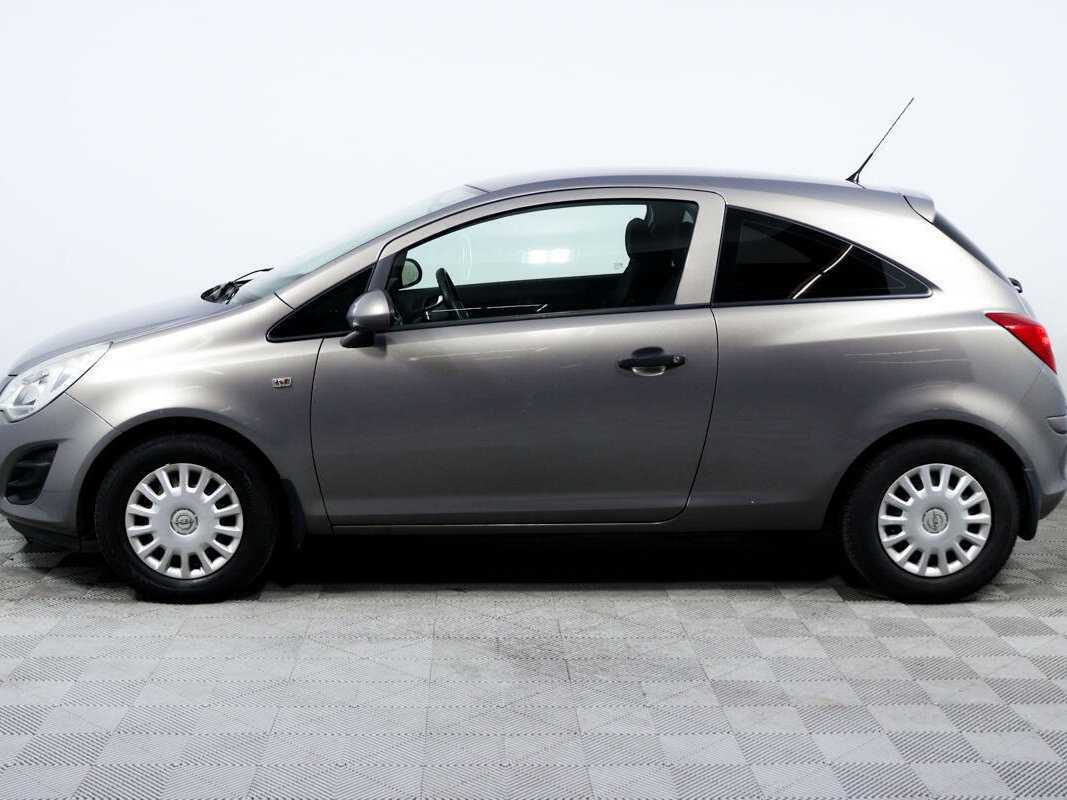 Opel Corsa с пробегом — 2011 год. Фото: #7