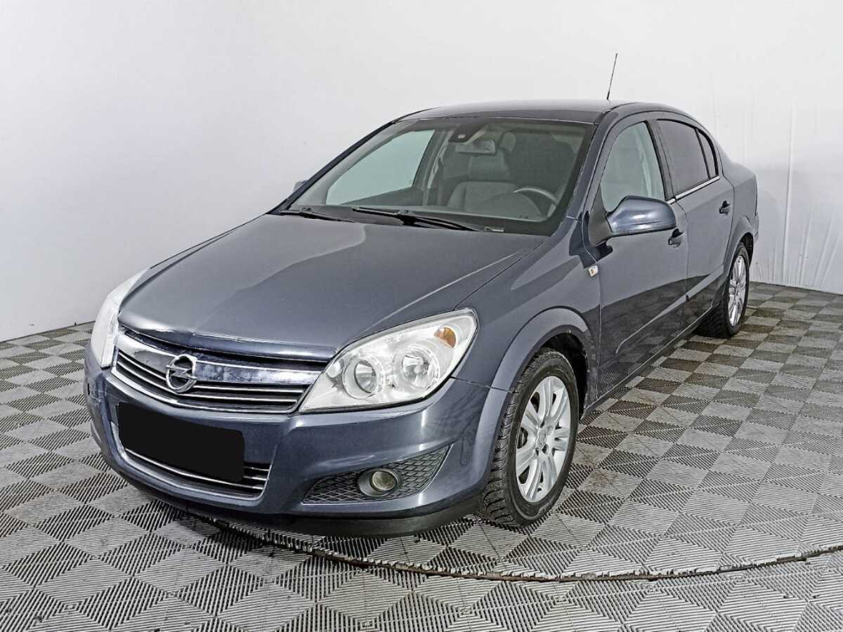 Opel Astra с пробегом — 2010 год. Посмотреть фото