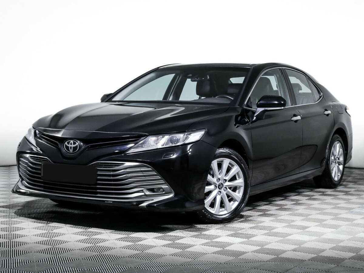 Toyota Camry с пробегом — 2019 год. Посмотреть фото