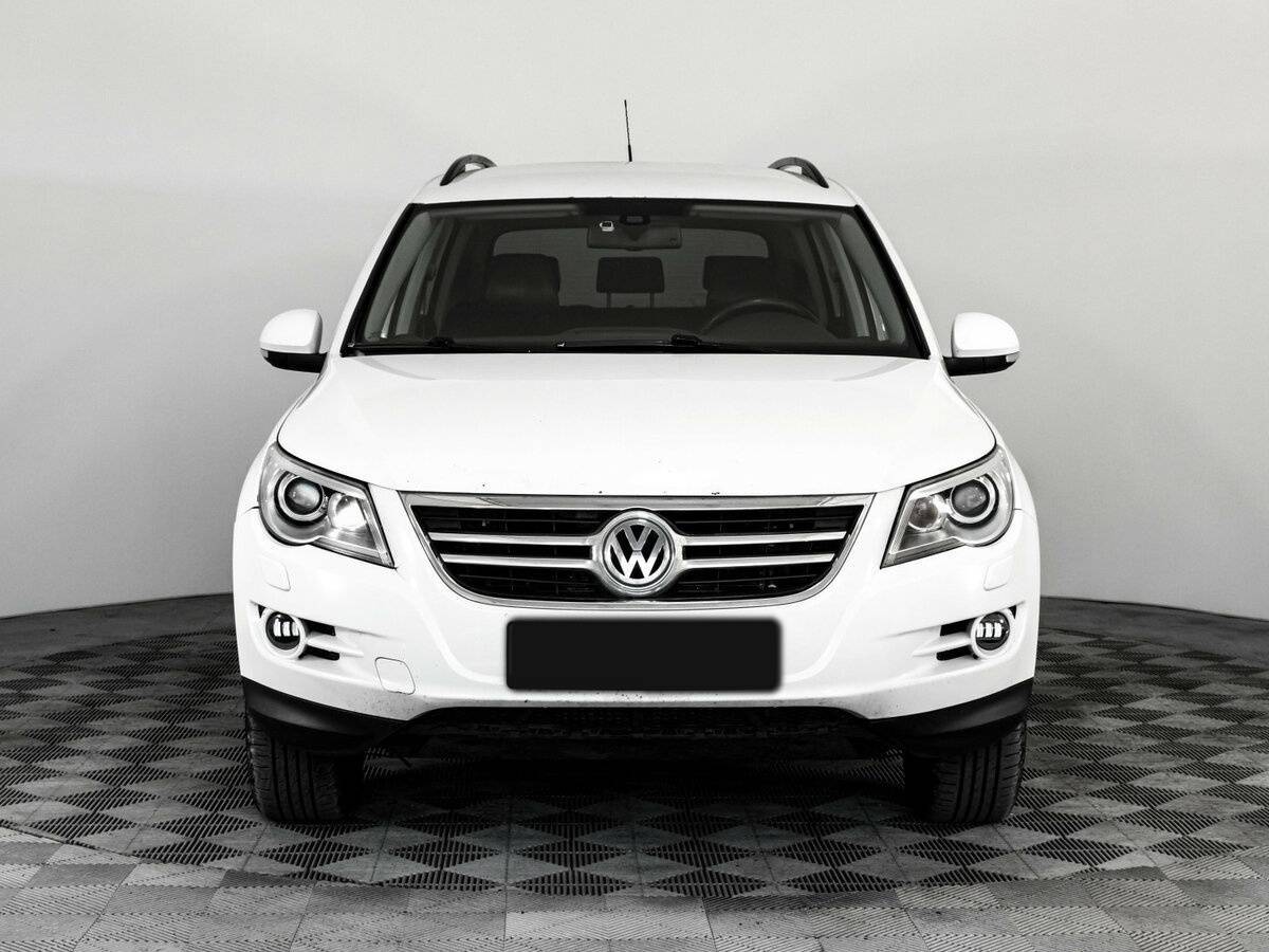 Volkswagen Tiguan с пробегом — 2010 год. Фото: #1