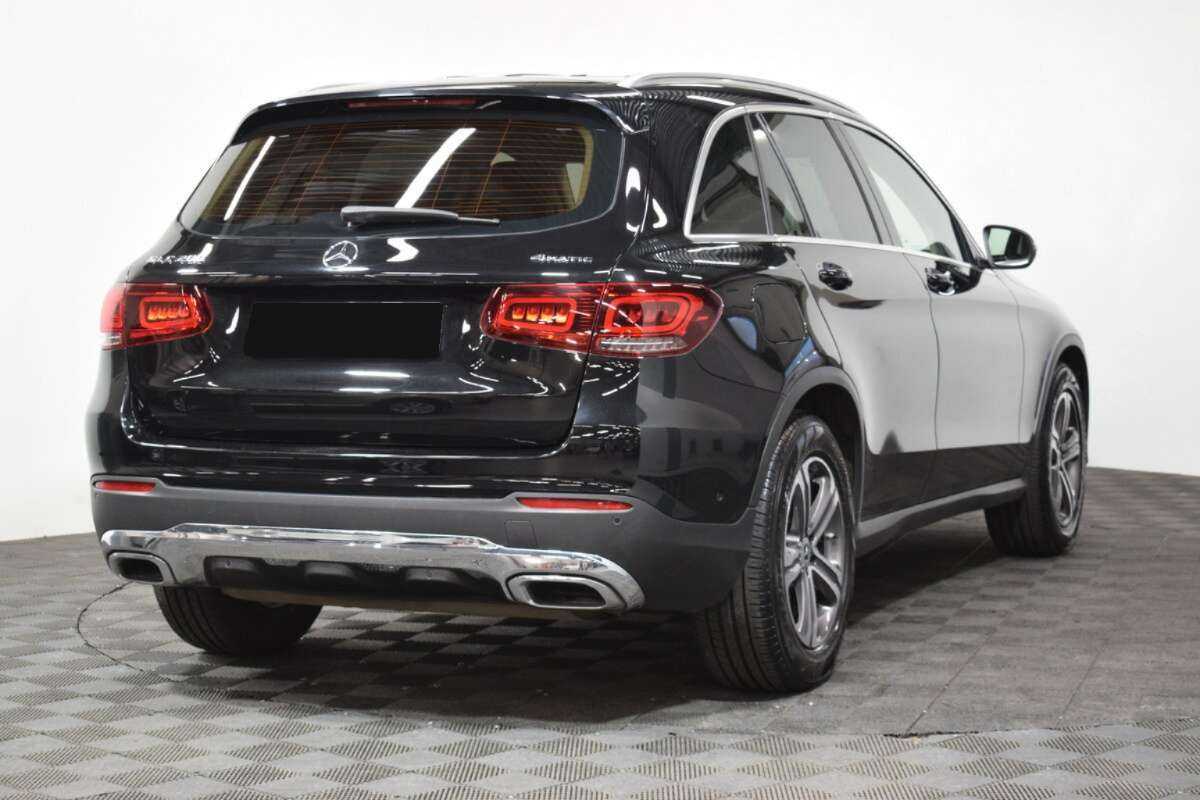 Mercedes-Benz GLC с пробегом — 2021 год. Фото: #2