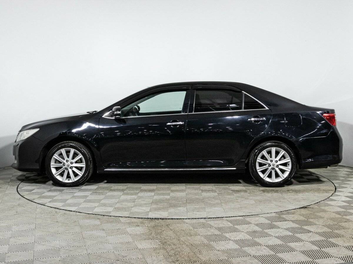 Toyota Camry с пробегом — 2011 год. Фото: #7