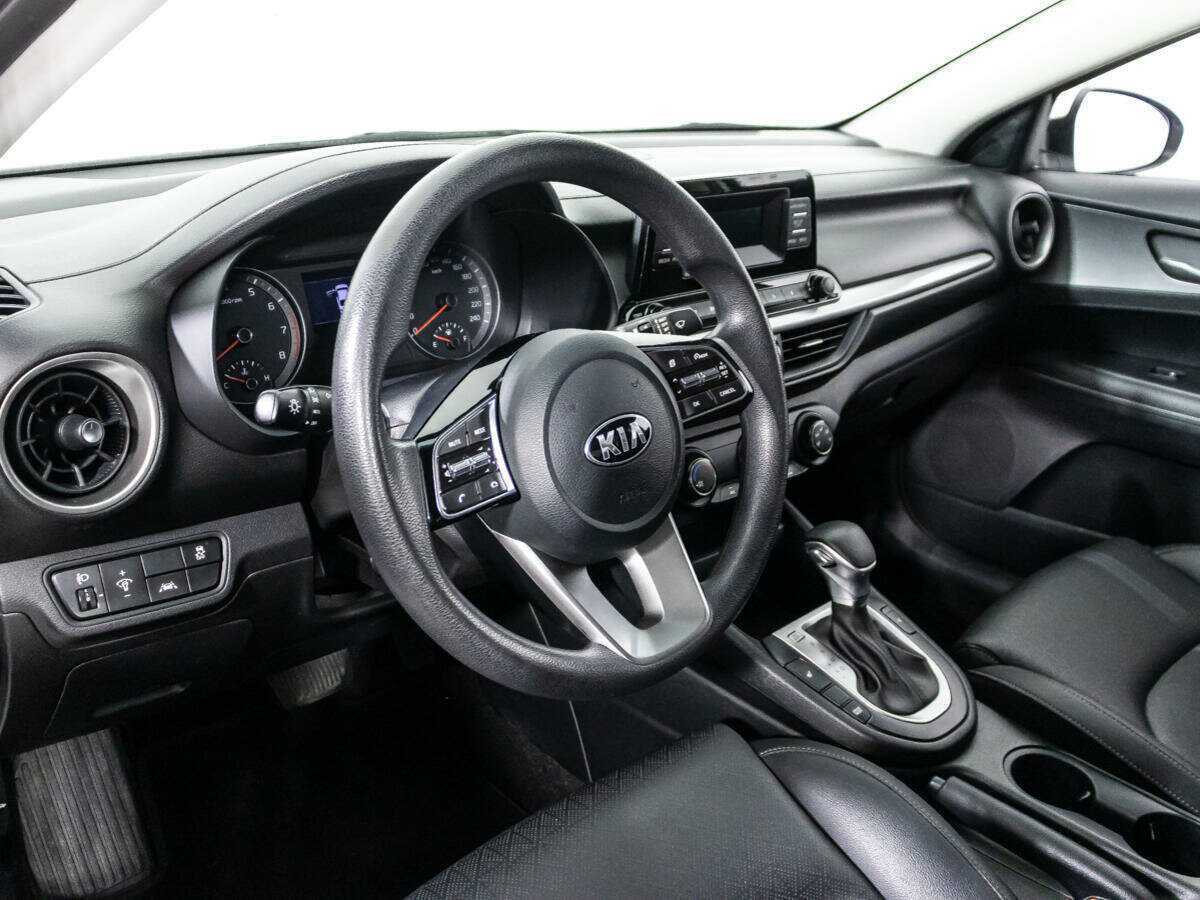 Kia K3 с пробегом — 2018 год. Фото: #10