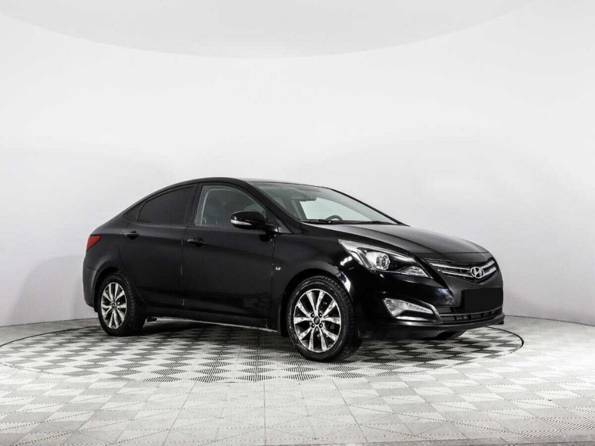Hyundai Solaris с пробегом — 2015 год. Фото: #2