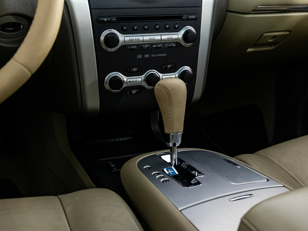 Nissan Murano с пробегом — 2010 год. Фото: #9