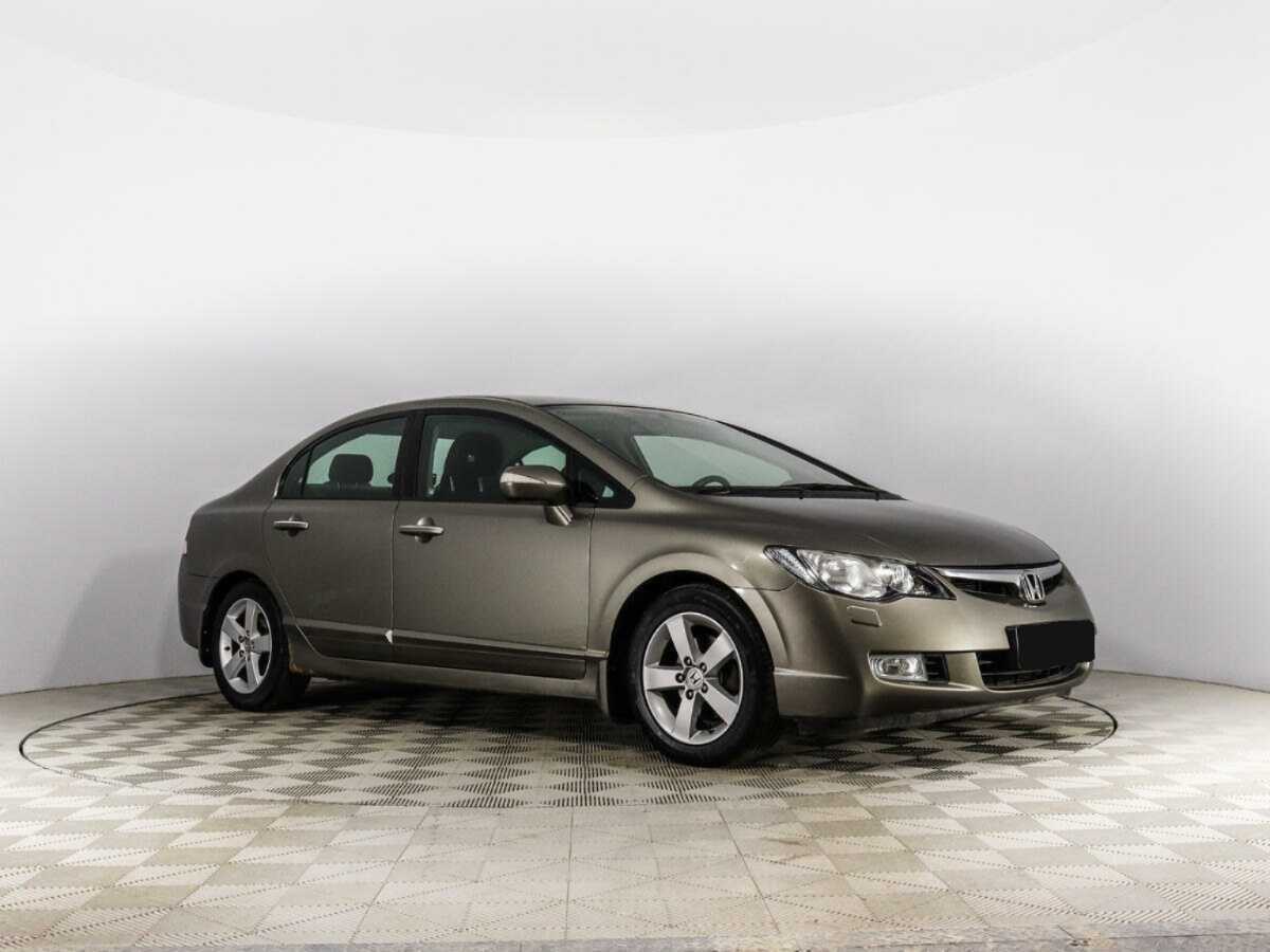 Honda Civic с пробегом — 2008 год. Фото: #2