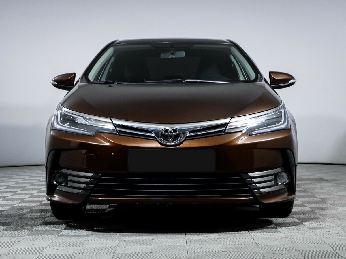 Toyota Corolla с пробегом — 2017 год. Фото: #1