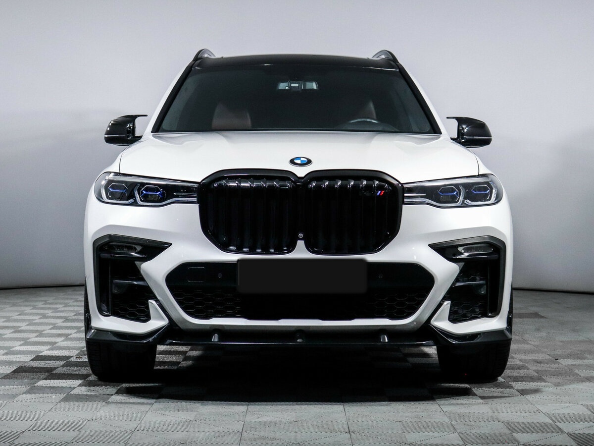 BMW X7 с пробегом — 2020 год. Фото: #1