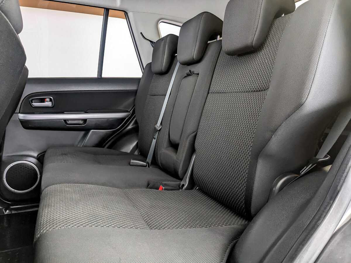 Suzuki Grand Vitara с пробегом — 2010 год. Фото: #9