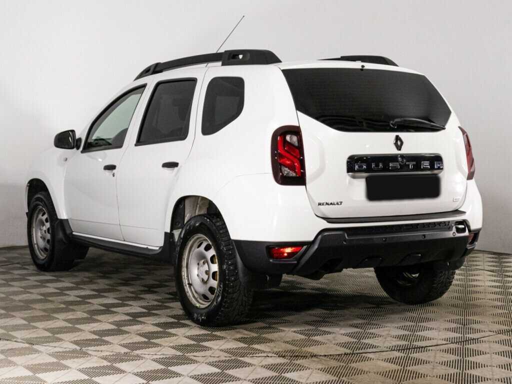 Renault Duster с пробегом — 2017 год. Фото: #6