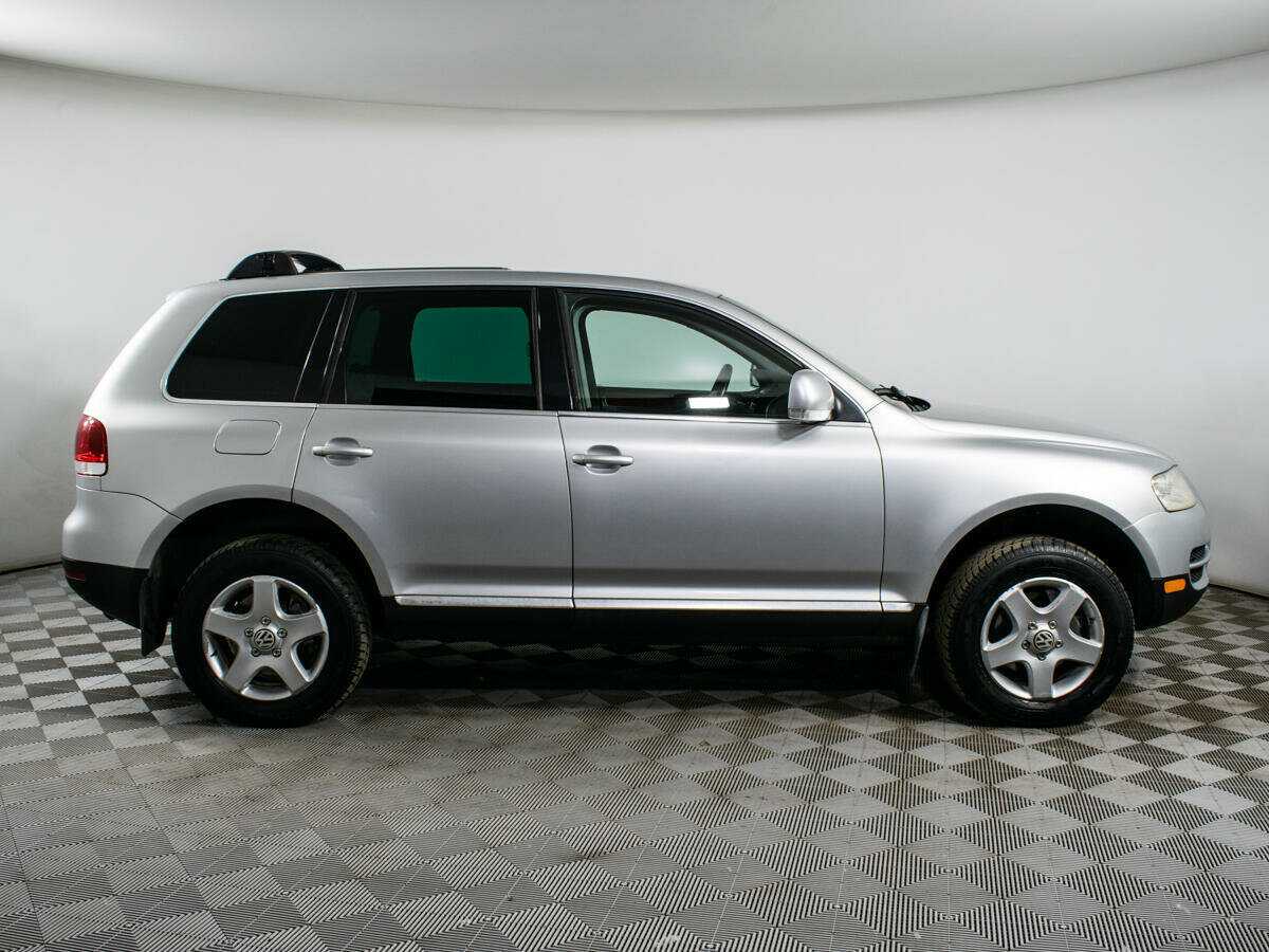 Volkswagen Touareg с пробегом — 2003 год. Фото: #3