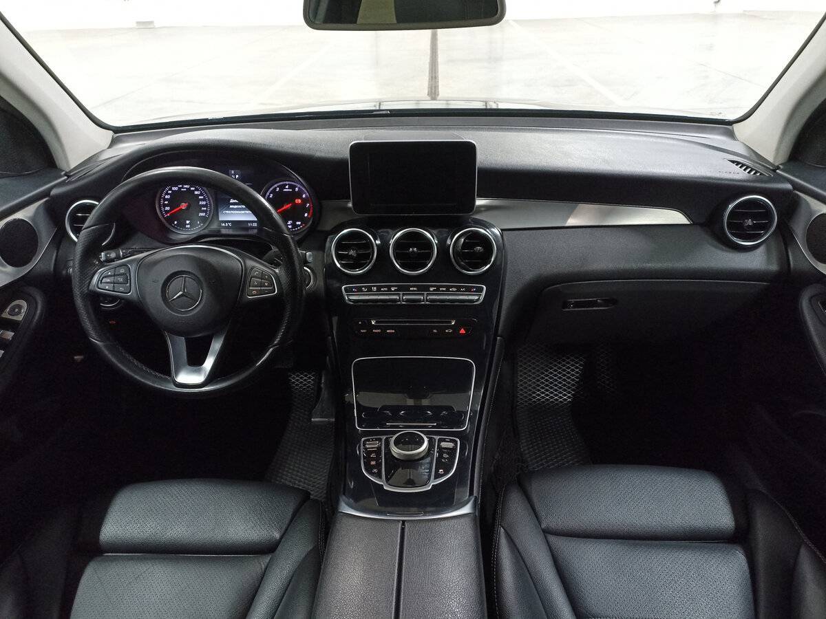 Mercedes-Benz GLC с пробегом — 2015 год. Фото: #13