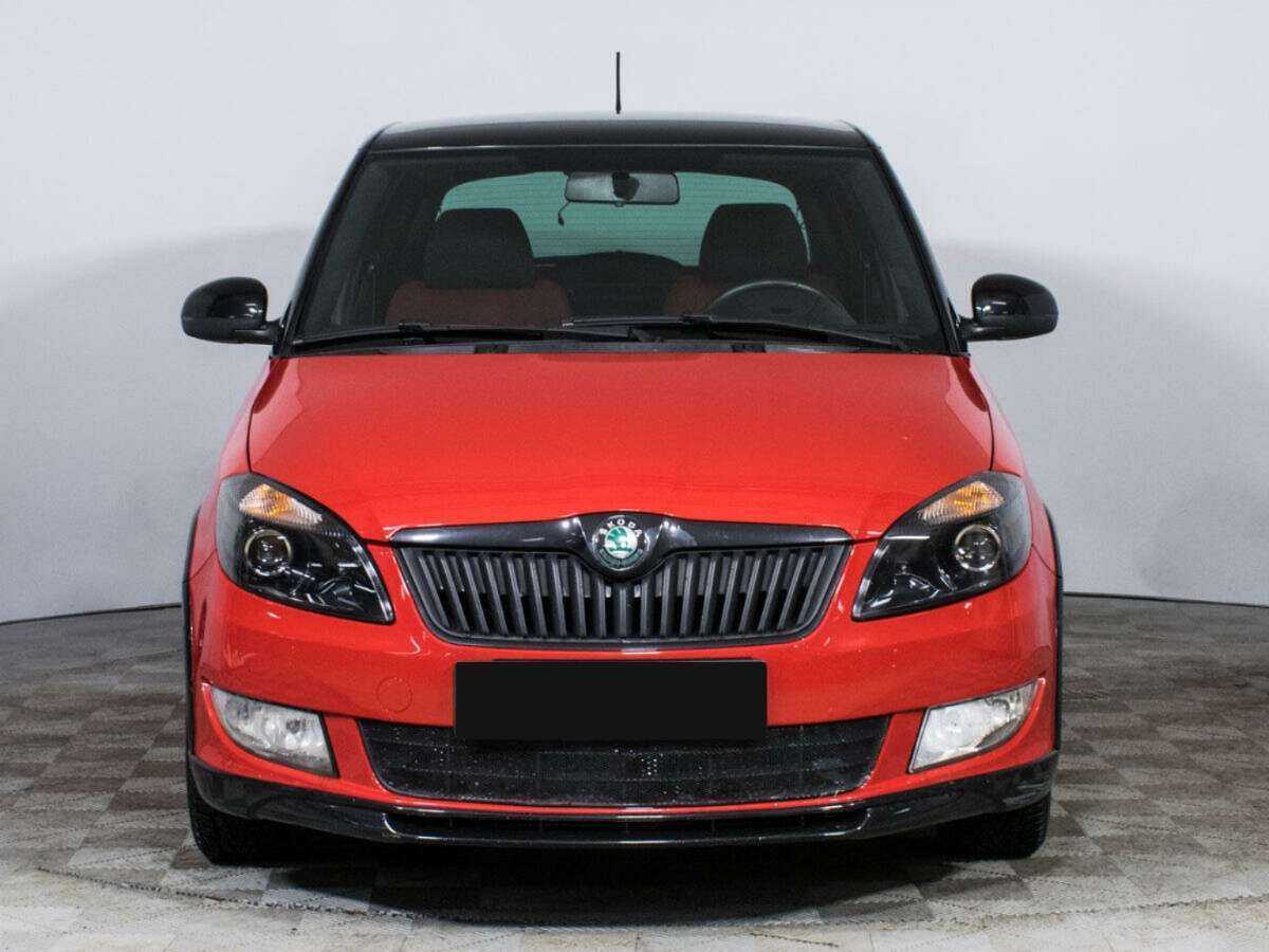 Skoda Fabia с пробегом — 2012 год. Фото: #1