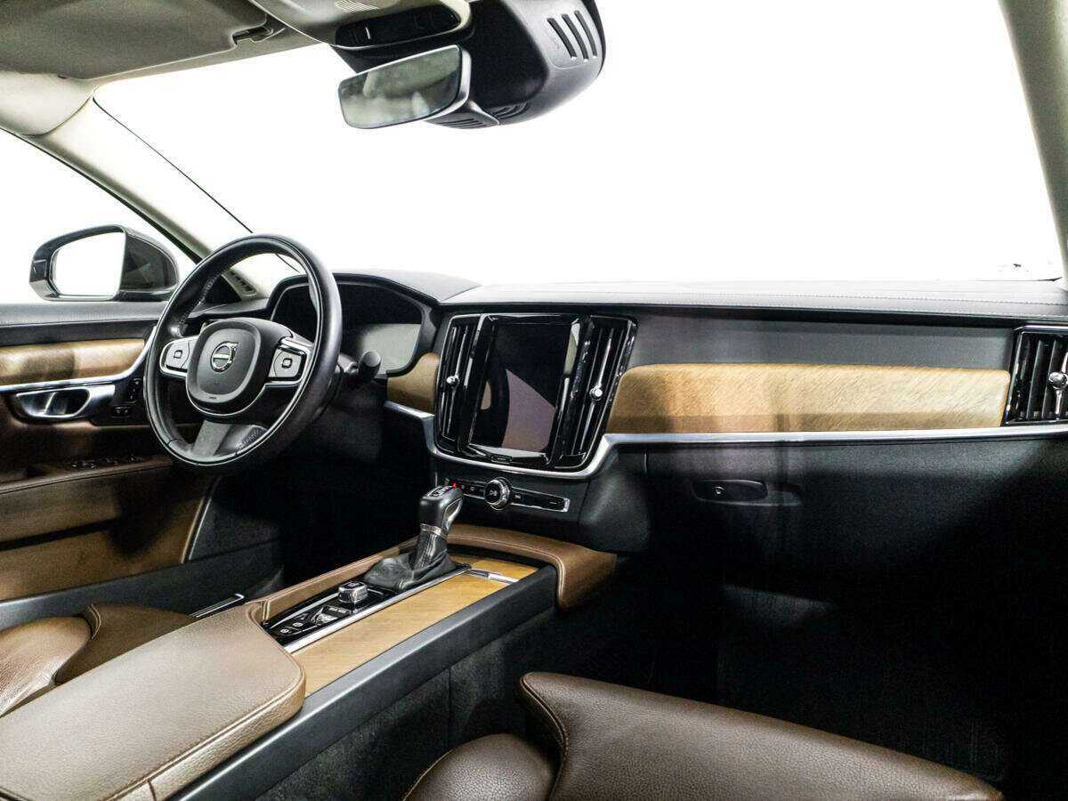 Volvo S90 с пробегом — 2019 год. Фото: #8
