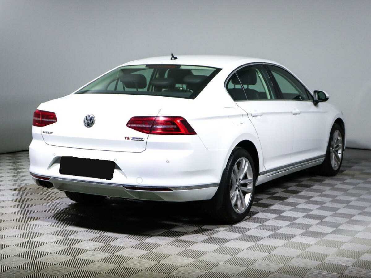 Volkswagen Passat с пробегом — 2016 год. Фото: #3