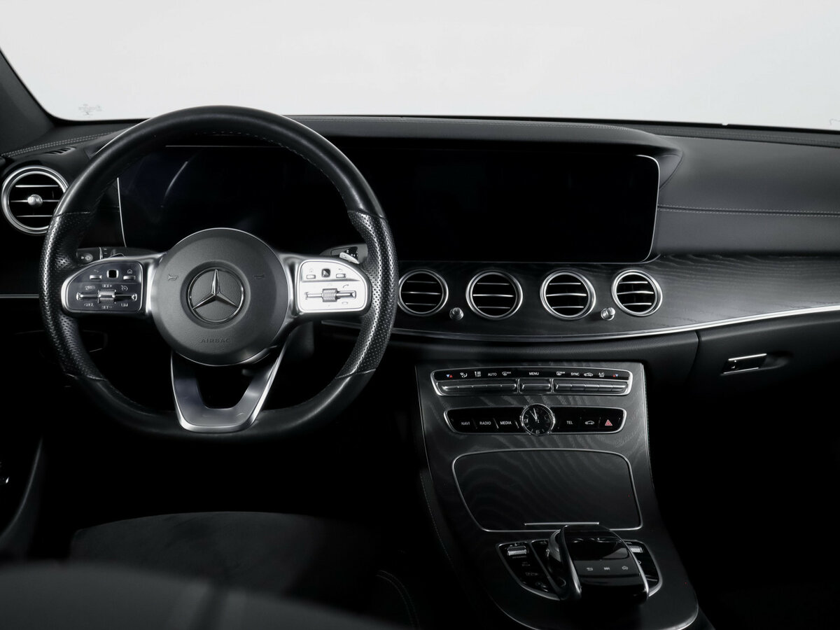 Mercedes-Benz E-Класс с пробегом — 2019 год. Фото: #11