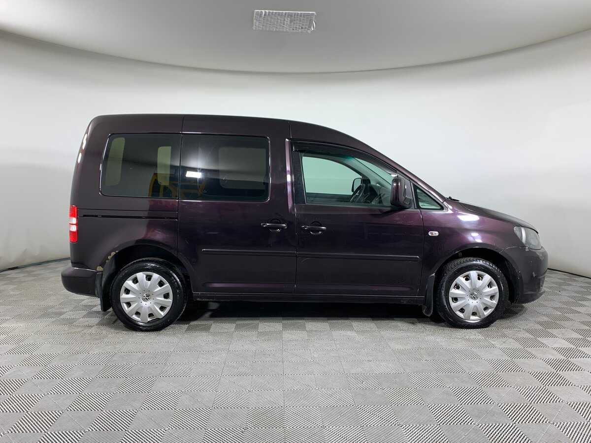 Volkswagen Caddy с пробегом — 2012 год. Фото: #3