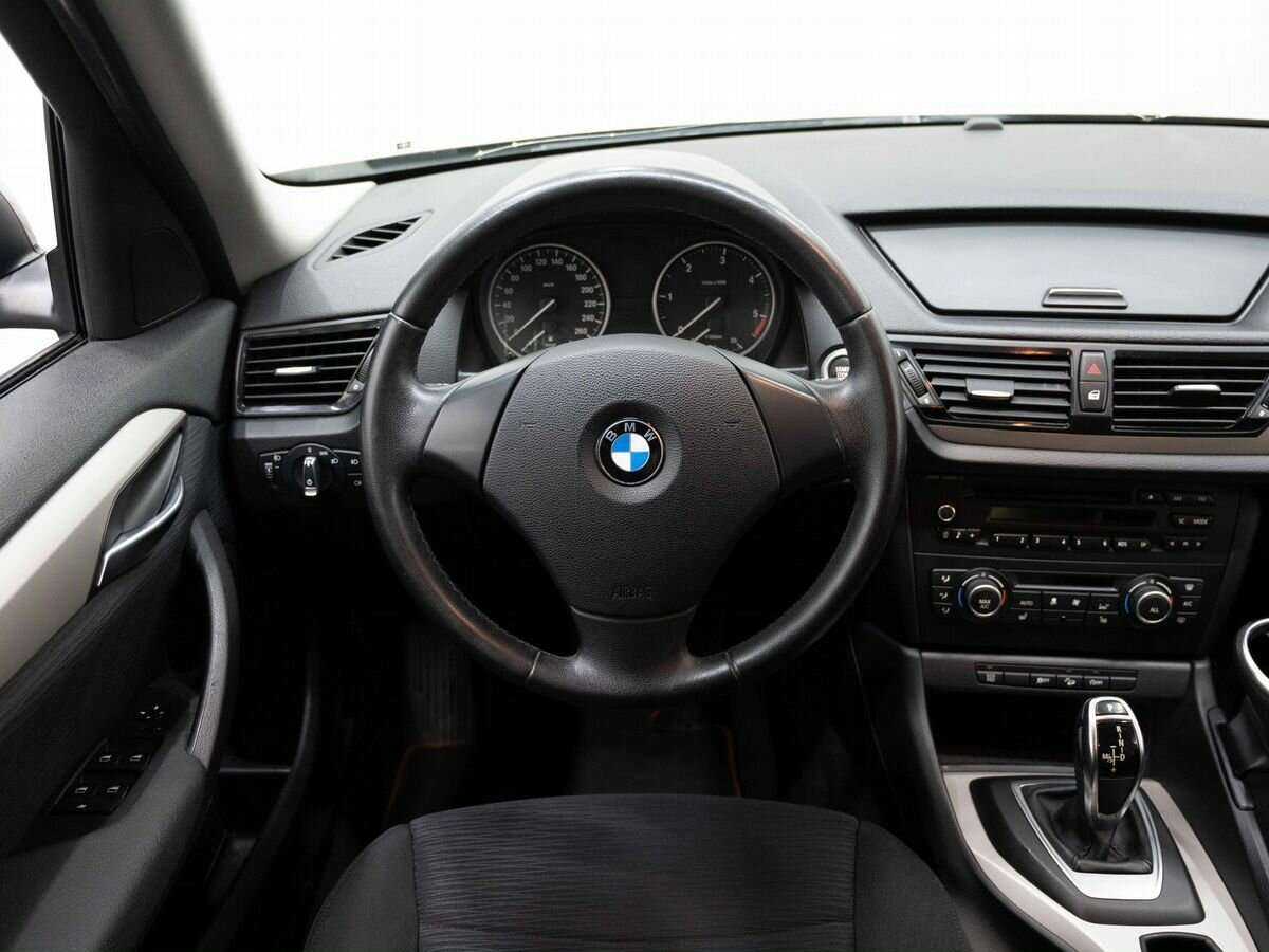 BMW X1 с пробегом — 2013 год. Фото: #13