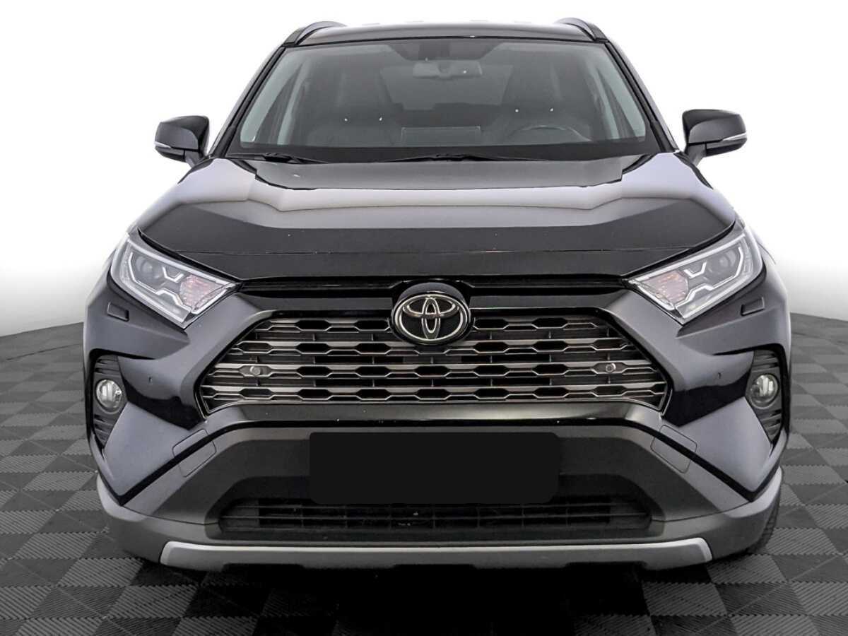 Toyota RAV4 с пробегом — 2021 год. Фото: #1
