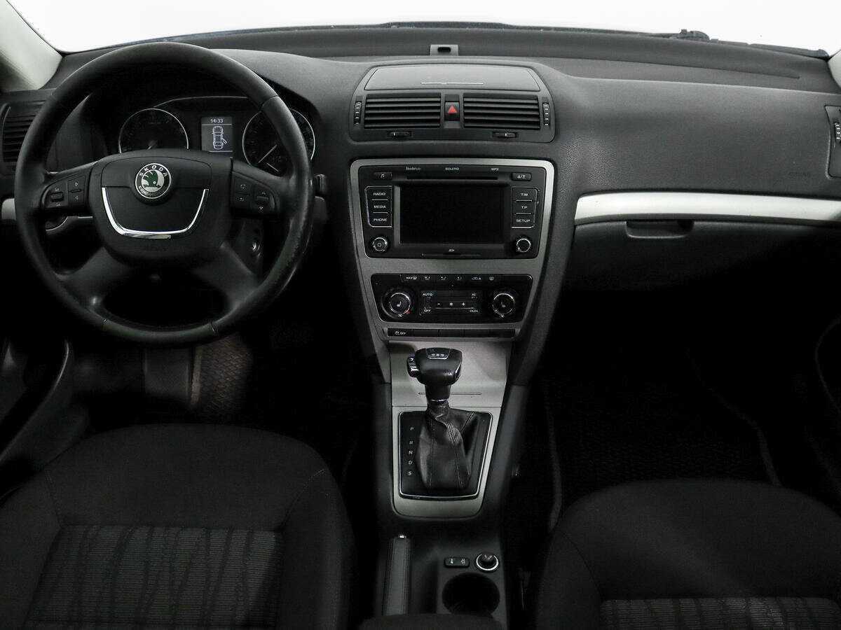 Skoda Octavia с пробегом — 2011 год. Фото: #9