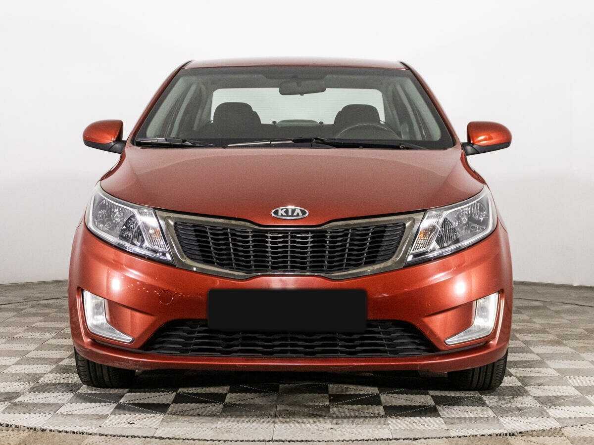 Kia Rio с пробегом — 2011 год. Фото: #1
