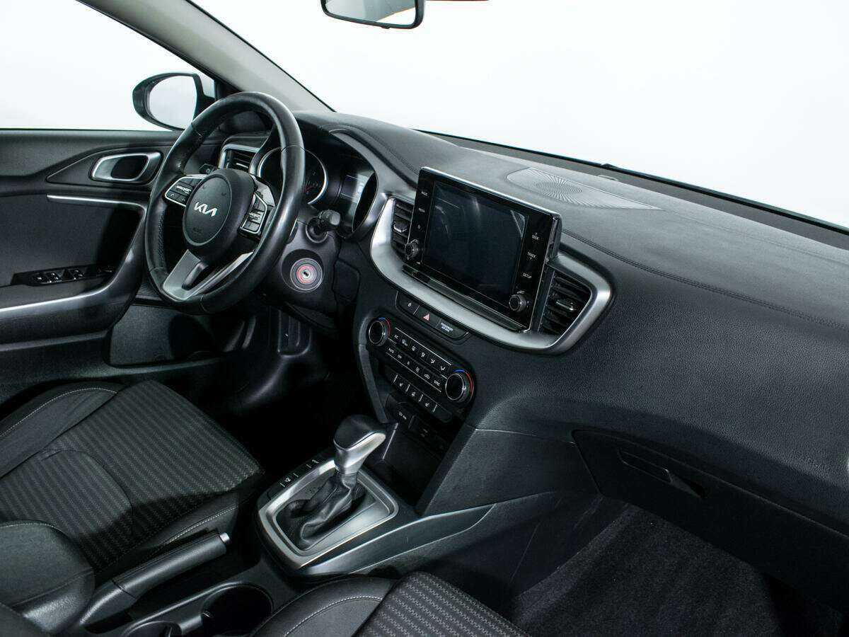 Kia XCeed с пробегом — 2021 год. Фото: #8