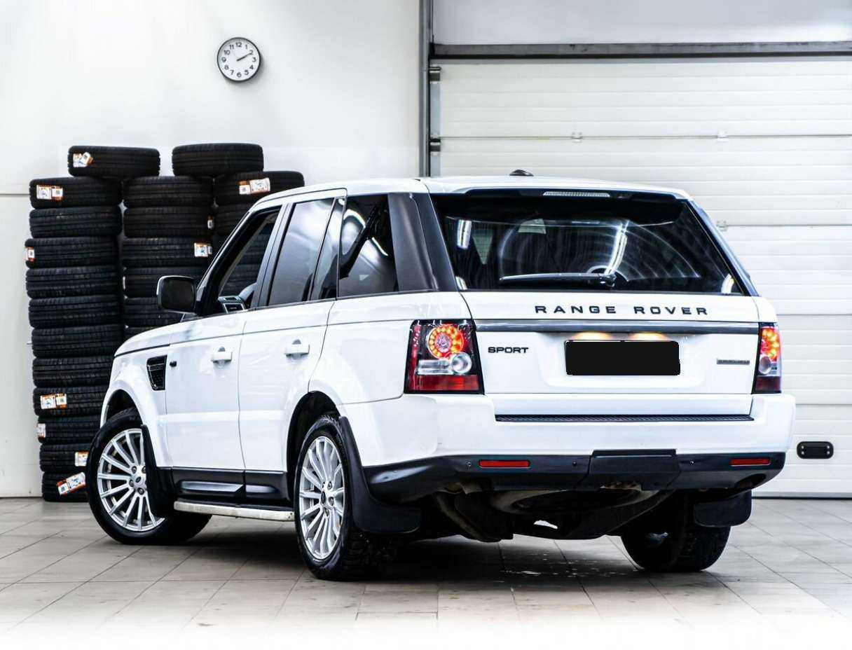 Land Rover Range Rover Sport с пробегом — 2012 год. Фото: #3