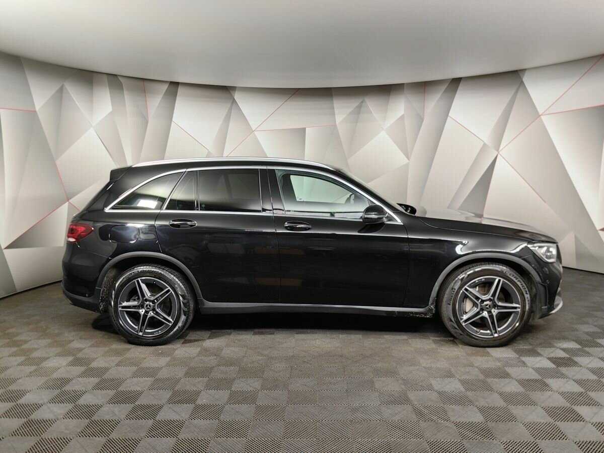 Mercedes-Benz GLC с пробегом — 2021 год. Фото: #5