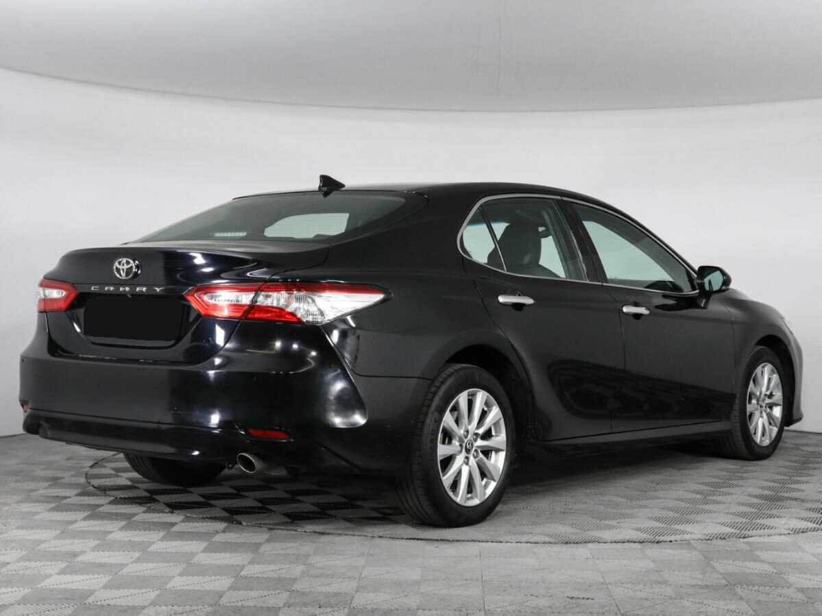 Toyota Camry с пробегом — 2019 год. Фото: #4