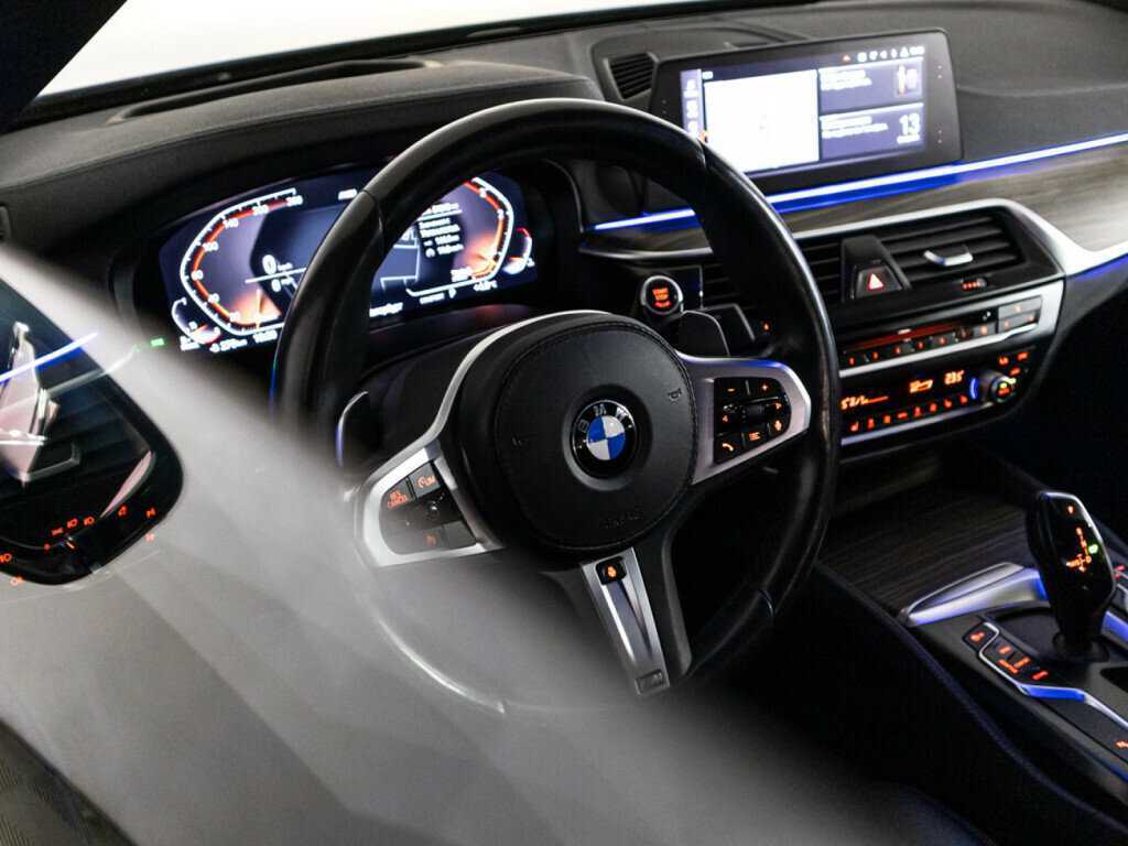 BMW 5 серии с пробегом — 2019 год. Фото: #30