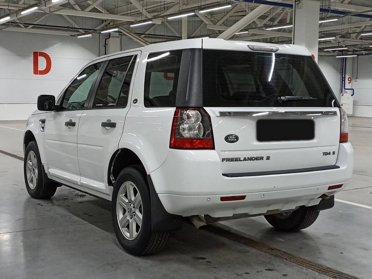 Land Rover Freelander с пробегом — 2012 год. Фото: #6