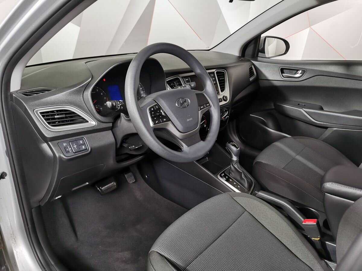 Hyundai Solaris с пробегом — 2020 год. Фото: #13