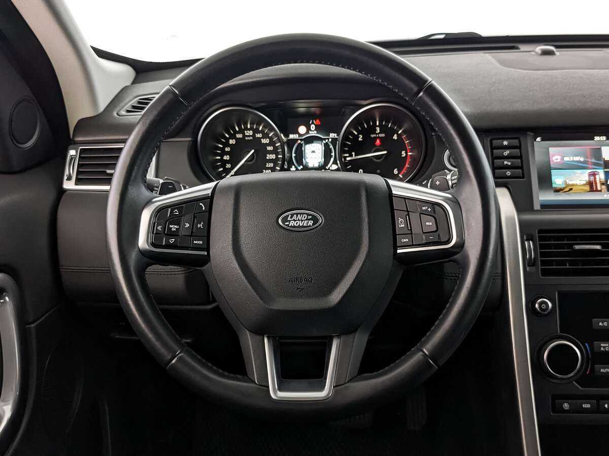 Land Rover Discovery Sport с пробегом — 2018 год. Фото: #21