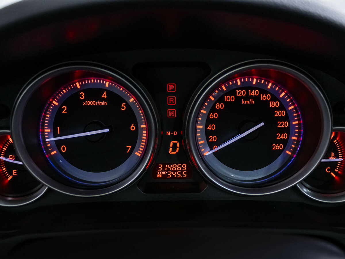 Mazda 6 с пробегом — 2010 год. Фото: #10