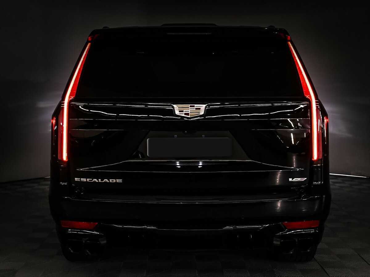 Cadillac Escalade-V с пробегом — 2022 год. Фото: #21