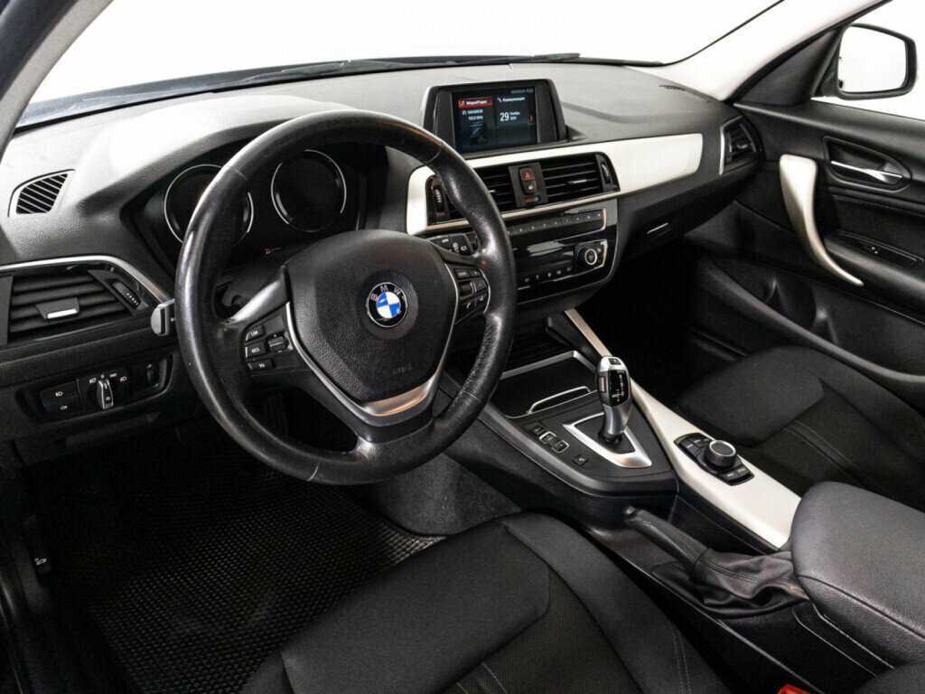 BMW 1 серии с пробегом — 2017 год. Фото: #10