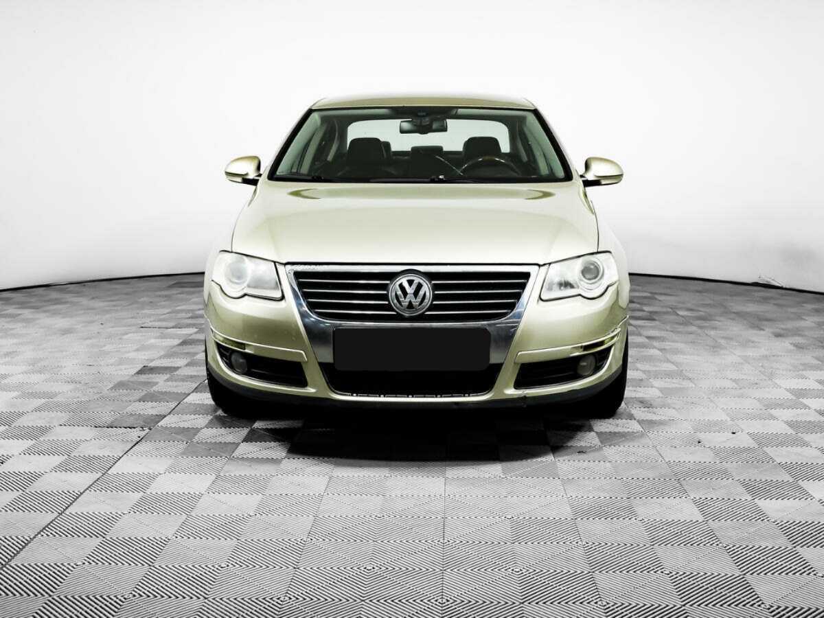 Volkswagen Passat с пробегом — 2008 год. Фото: #1