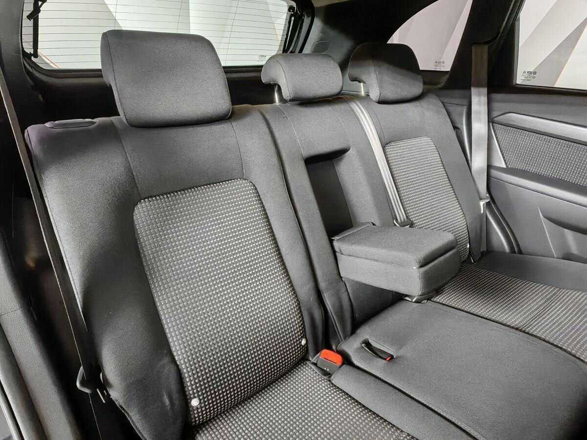 Chevrolet Captiva с пробегом — 2008 год. Фото: #11