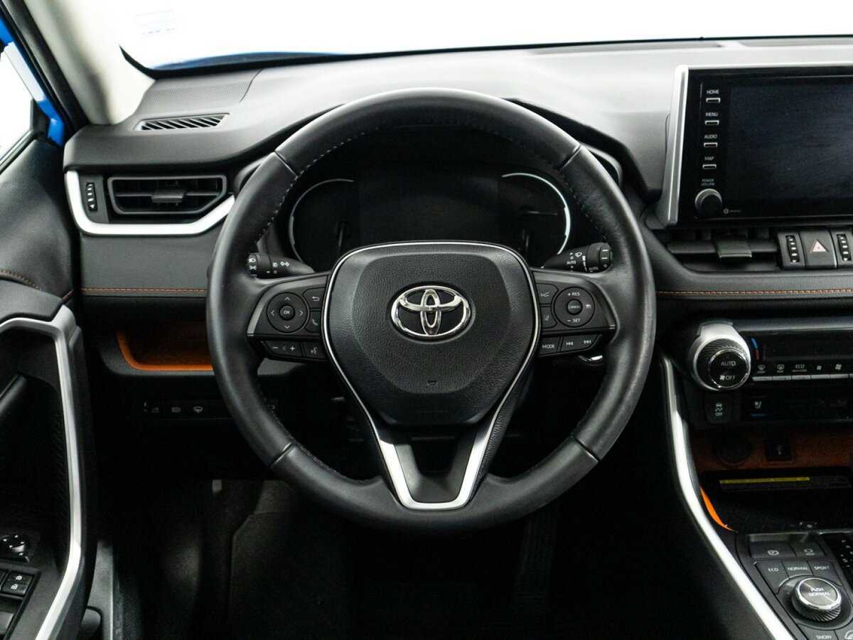Toyota RAV4 с пробегом — 2019 год. Фото: #22