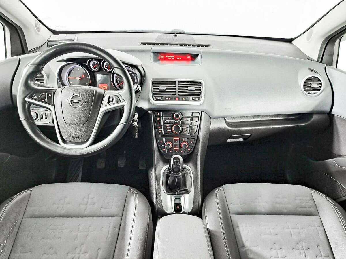 Opel Meriva с пробегом — 2011 год. Фото: #12