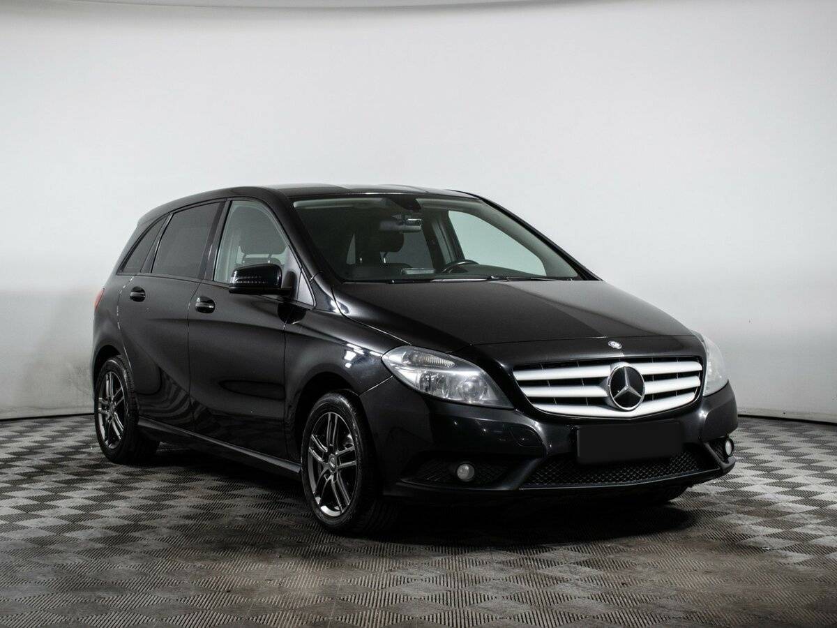 Mercedes-Benz B-Класс с пробегом — 2014 год. Фото: #2
