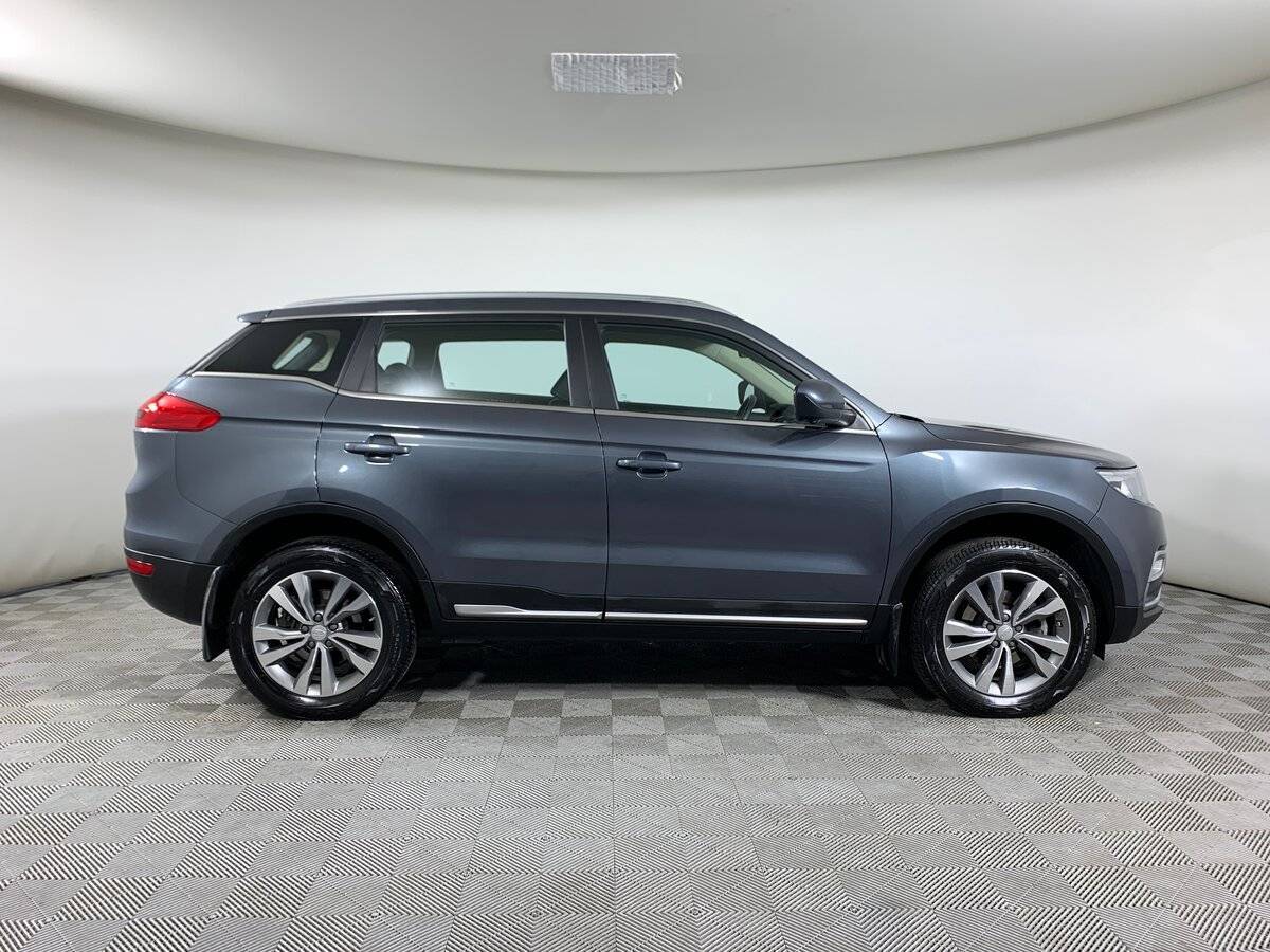 Geely Atlas с пробегом — 2021 год. Фото: #3